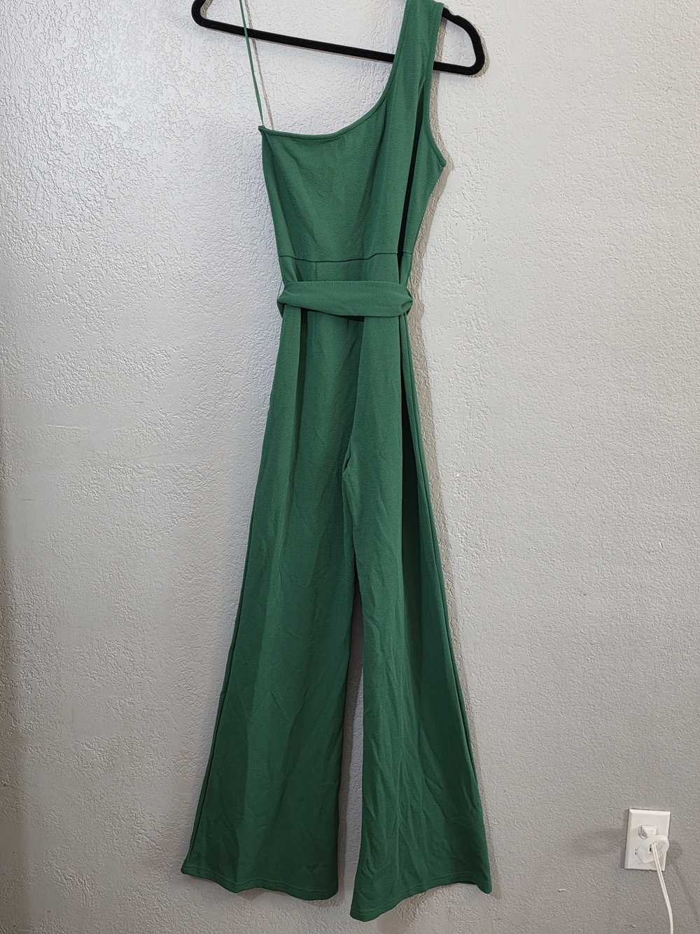 NWT Lilly's Kloset One-Shoulder Wide Leg Green Jumpsuit Tie Waist Womens Large - Picture 7 of 11